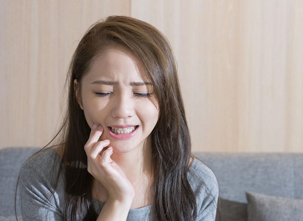 歯ぎしり・食いしばり